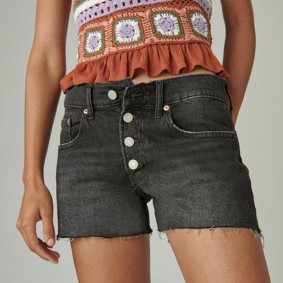 Lucky Brand 3" Button Fly Mid Rise Boy Short - Picture 1 of 8